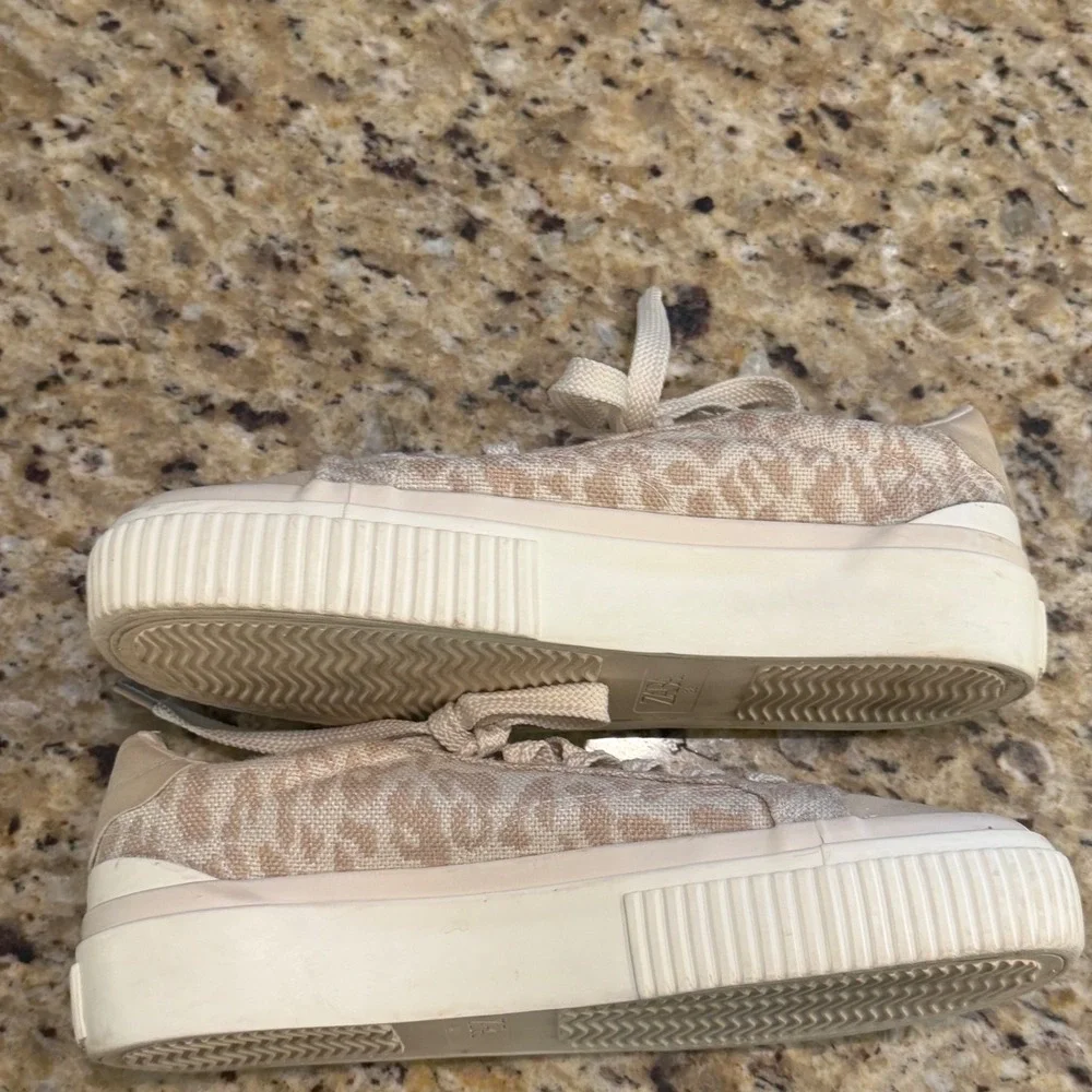 Zara these stylish